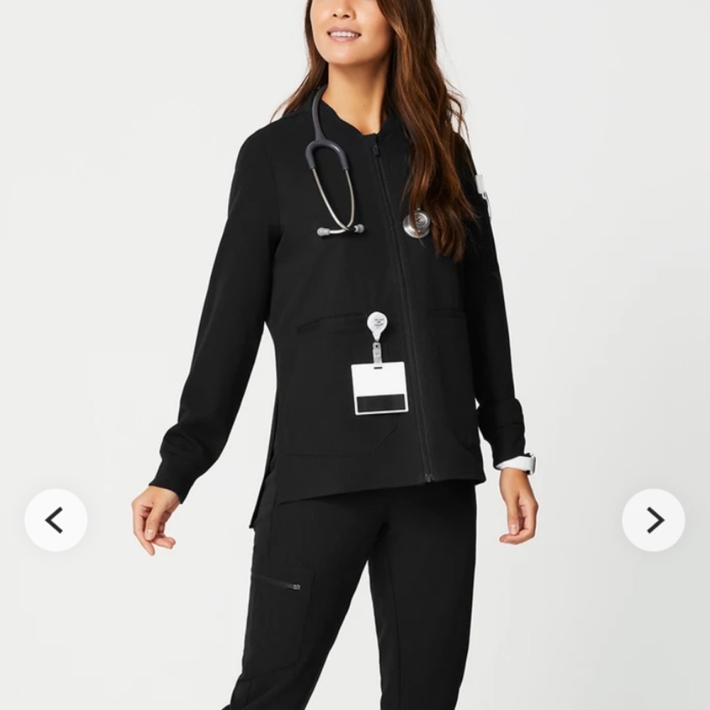 FIGS Bellery Scrub Jacket